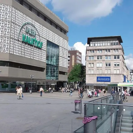 Near The Trade Fair * Essen